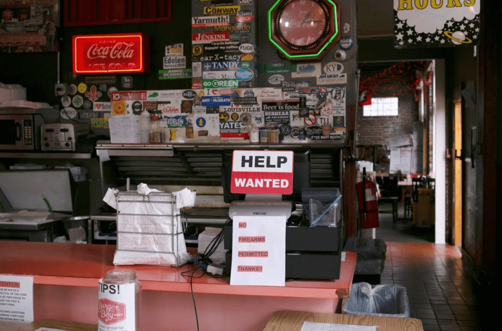 ’emploi aux États-Unis en février rebondit malgré une augmentation du taux de chômage à 4,1 %