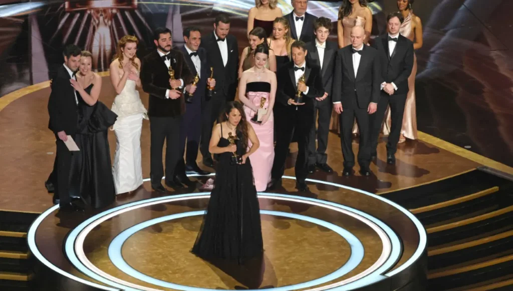  » remporte 5 Oscars