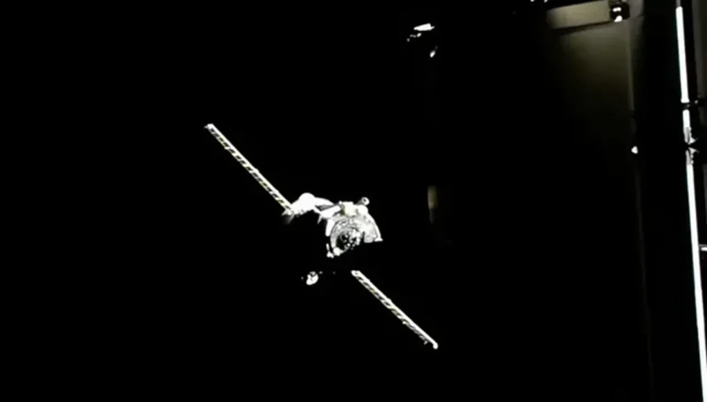 &lsquo;amarre à la Station spatiale internationale