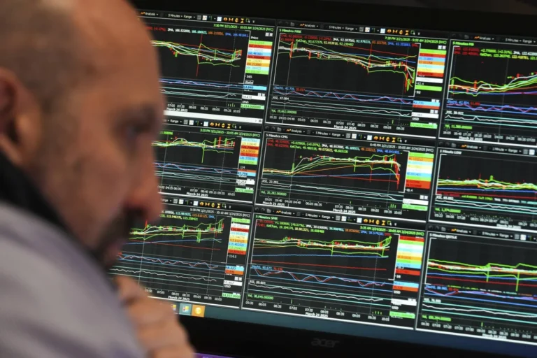 Les fonds actions mondiaux attirent 35,4 milliards de dollars en une semaine