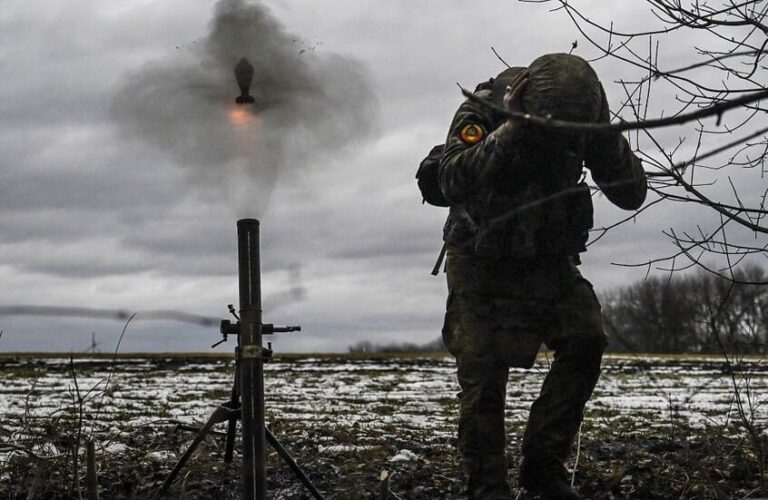 Les forces russes poursuivent leur avancée sur tous les axes