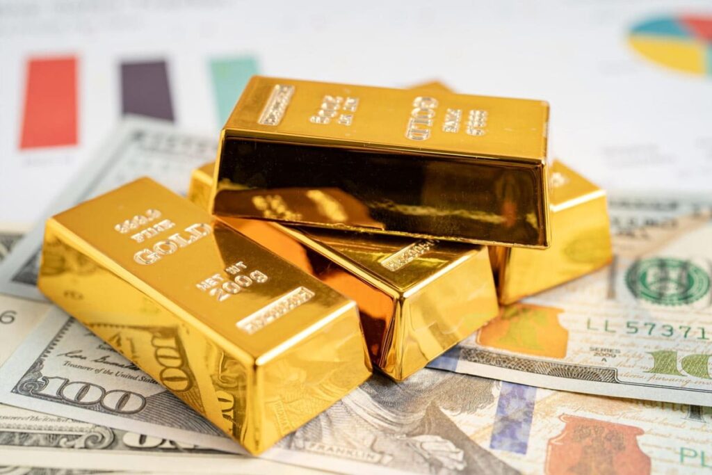 L'or monte au milieu de l'incertitude sur les droits de douane et soutenu par les données sur l'inflation