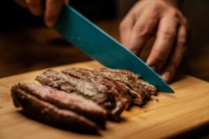 SANTÉ - Zoom sur le "régime carnivore" qui se propage sur les réseaux sociaux
