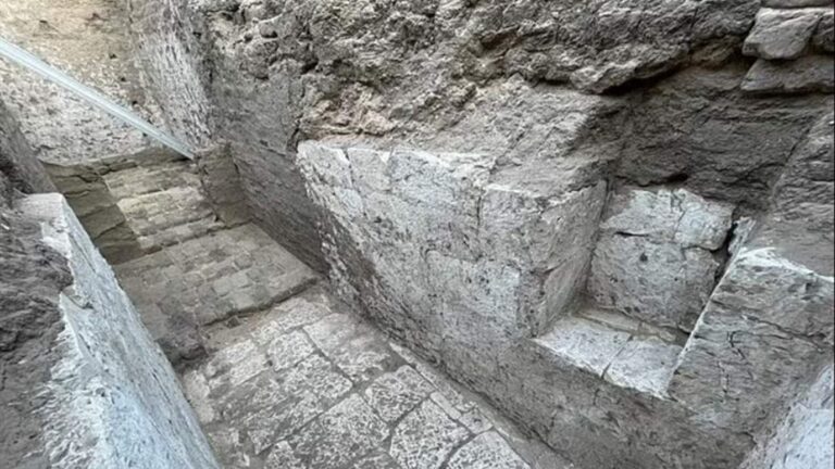 Une découverte qui stupéfie les scientifiques égyptiens... Après 3700 ans: une tombe royale révèle de nouvelles vérités scientifiques – voici les détails