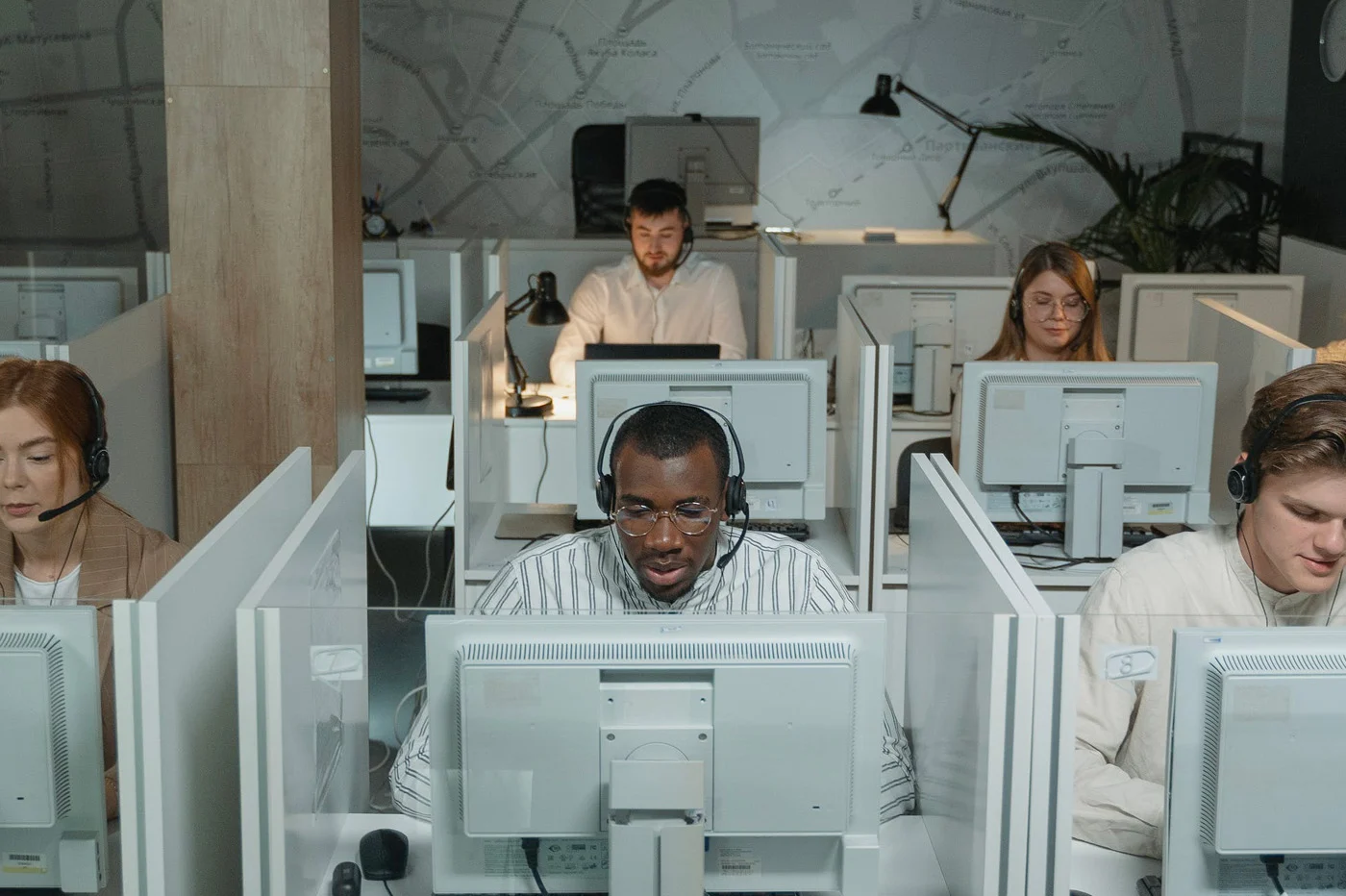 Démarchage téléphonique : des agents IA capables de passer 100 000 appels par jour