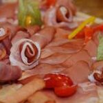 Charcuteries bio contaminées à la Listeria : rappel massif en France