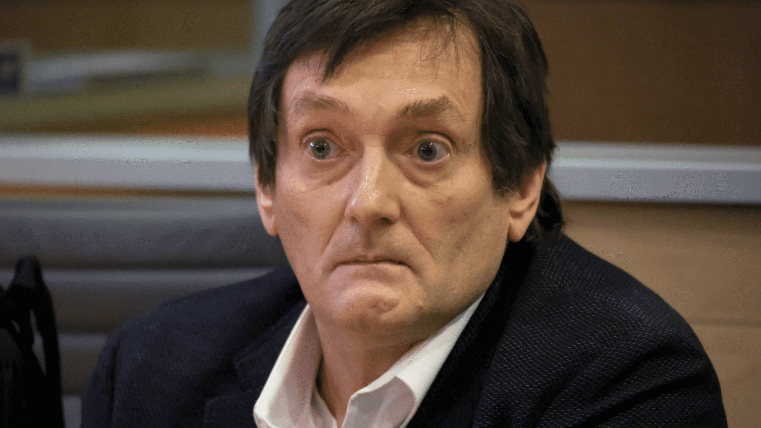 Pierre Palmade libéré du bracelet électronique, sa pièce de théâtre « Fugueuse » revient à Paris en 2027