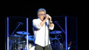 «J’ai la joie de devenir aveugle.» Le chanteur du groupe The Who révèle sur scène être en train de perdre la vue
