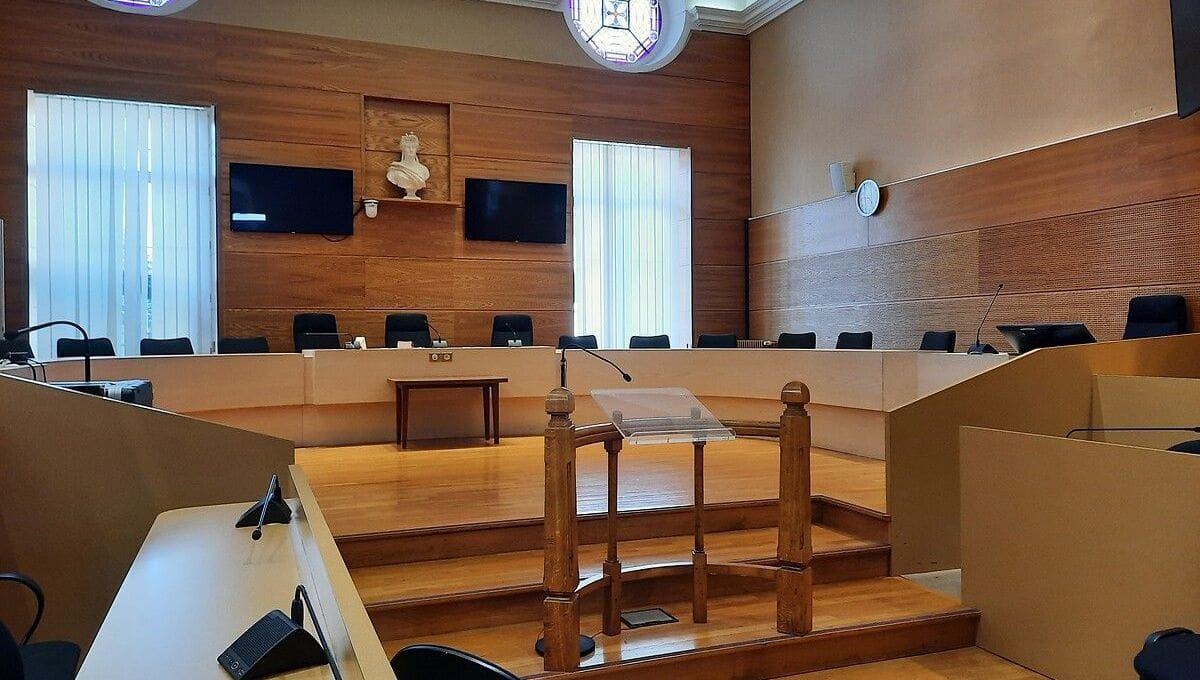 Escroquerie : un ancien élu soupçonné d’avoir floué près de 500 personnes