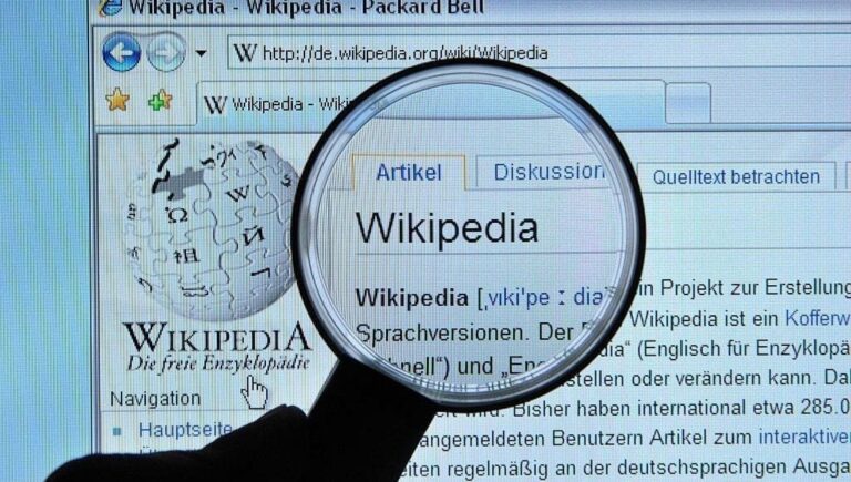 Un procureur met Wikipédia sous pression pour manipulation de l'information