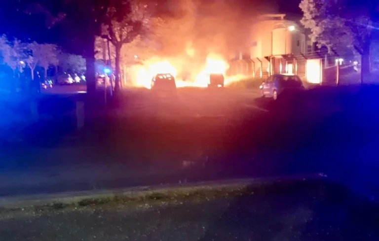 Agen sous tension : trois véhicules incendiés en pleine nuit