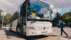 Transport scolaire : le gouvernement serre la vis après le drame de Châteaudun