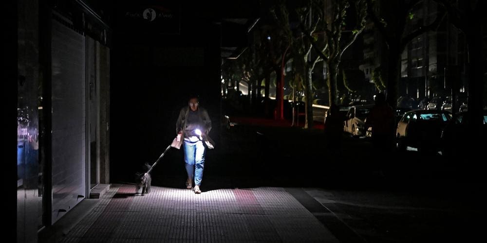 Black-out en Espagne et au Portugal : une panne historique aux causes encore mystérieuses