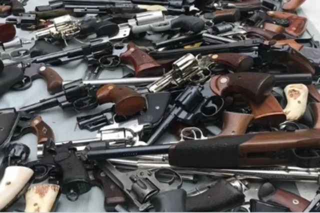 Un véritable arsenal découvert dans la région de Rouen