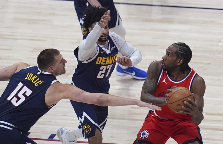 NBA Playoffs - Les Clippers prennent l'avantage du terrain, Kawhi Leonard domine Nikola Jokic