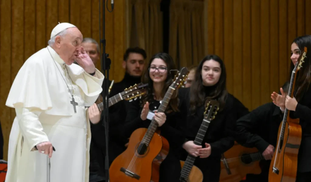 Amoureux de musique, de littérature, de cinéma et de football… Le pape François, un homme aux multiples passions