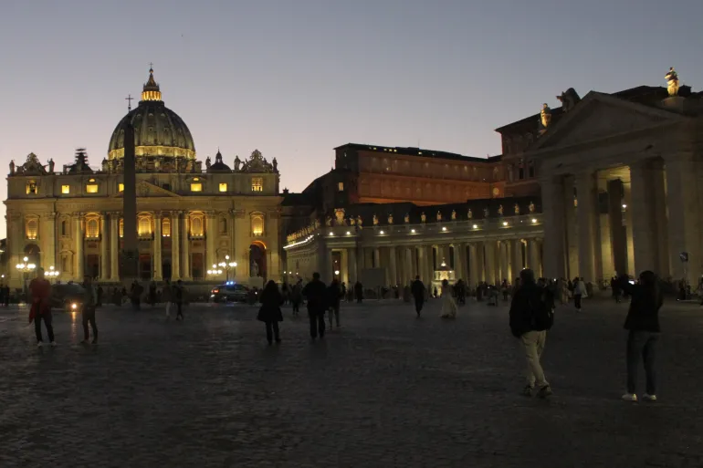 Après la mort du pape.. Voici le processus de transmission du poste pontifical au Vatican