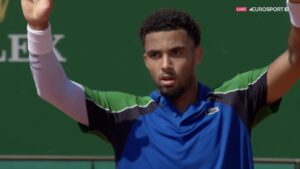 Monte Carlo - Plein de promesses, Arthur Fils "démolit" Andrey Rublev