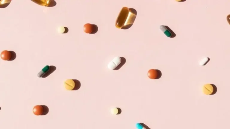 Cinq compléments alimentaires pour hydrater votre peau et réduire sa sécheresse