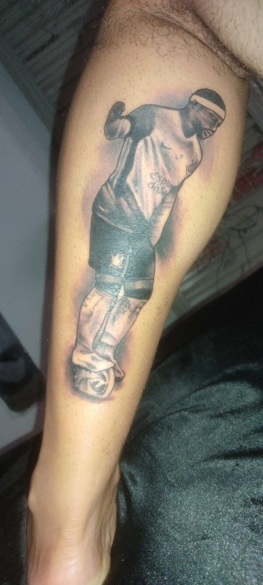 — Memphis Depay S&Rsquo;Agace, Ce Geste Est Désormais Passible D&Rsquo;Un Carton Jaune