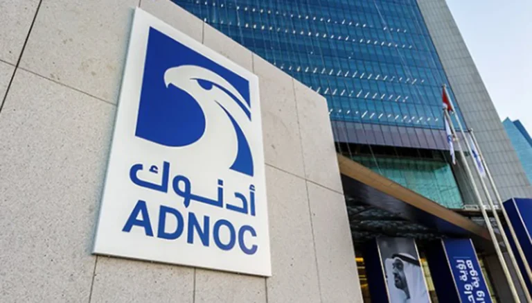Deux entreprises chinoises signent des accords avec ADNOC pour l'achat de gaz naturel liquéfié