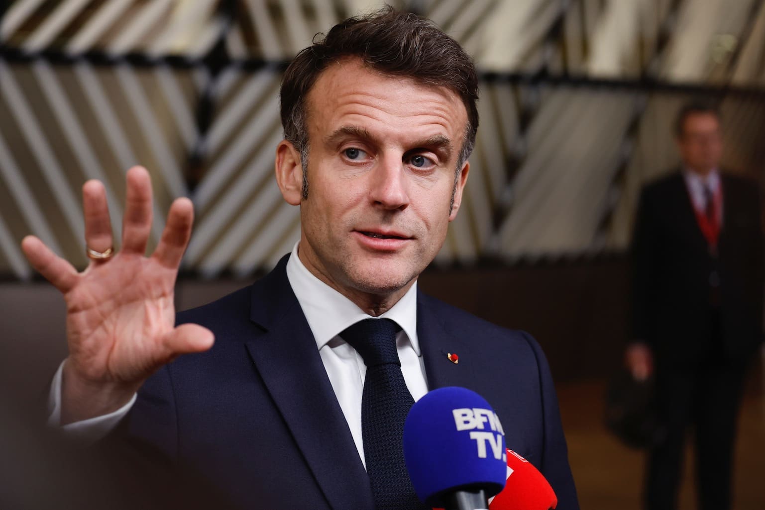 Reconnaissance d'un État palestinien, Macron met les choses au point: "Oui à un État palestinien sans Hamas. Cela exige la libération de tous les otages."