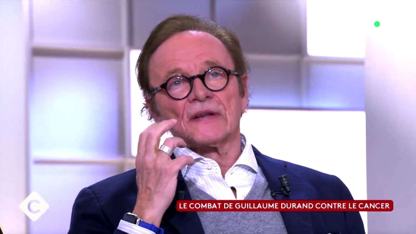 Guillaume Durand évoque son cancer: "Une radiologue m'a dit que je n'avais rien et que je pouvais aller courir, alors que j'avais une tumeur de 5cm dans la mâchoire."