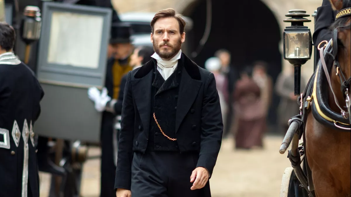 « Le Comte de Monte-Cristo » clôturera CANNESERIES avec Sam Claflin dans le rôle-titre