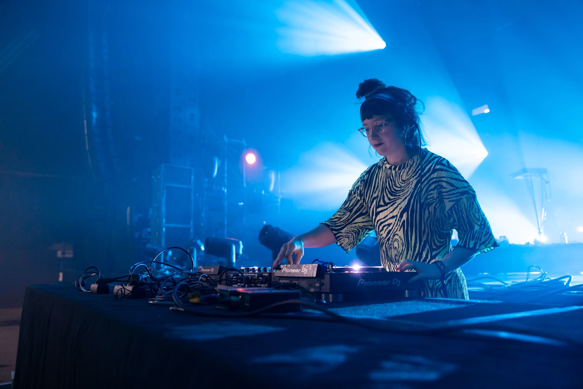 La scène électro perd une étoile montante : Célélé s’en est allée à 31 ans