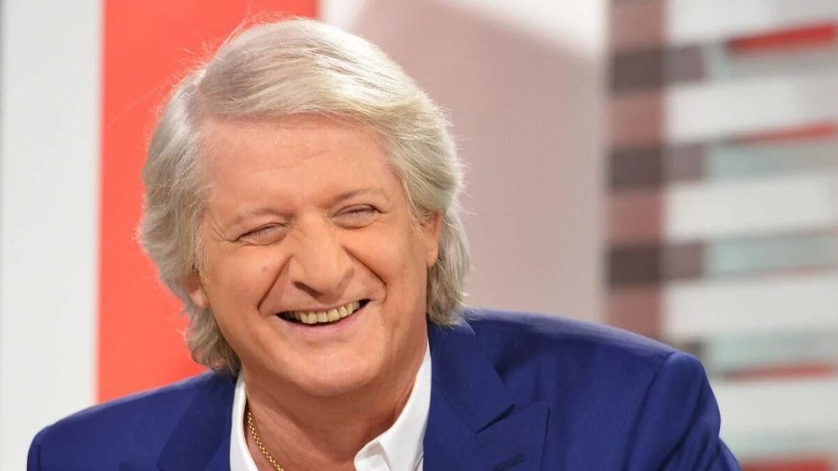 Patrick Sébastien revient avec “Olé Osé”, un album paillard qui fait le buzz