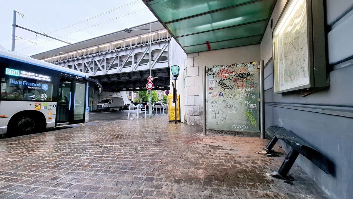 Arcueil : le chauffard qui a tué Dahbia à un arrêt de bus finalement interpellé 