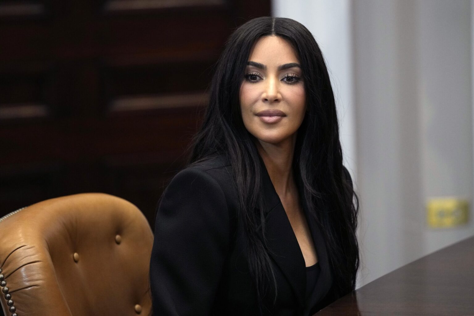 Procès du braquage de Kim Kardashian à Paris: «J’étais convaincue qu’ils allaient me violer et que j’allais mourir.»