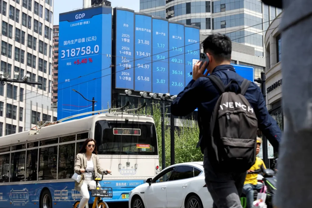 La Chine enregistre une croissance supérieure aux attentes au premier trimestre… mais la menace des droits de douane plane