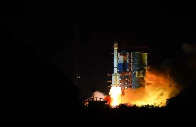 La Chine lance un satellite secret