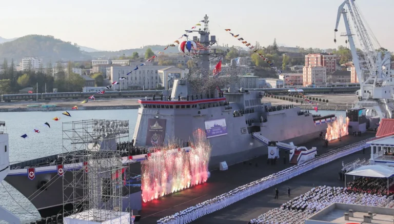 La Corée du Nord dévoile un nouveau navire de guerre