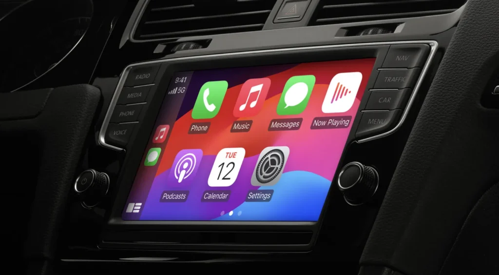 La mise à jour d’Apple (iOS 18.4.1) corrige un problème avec CarPlay et comble des failles de sécurité critiques