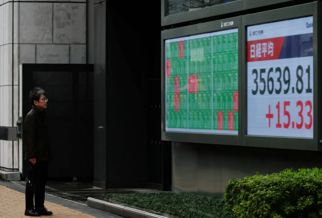 L'attente des décisions tarifaires de Donald Trump pèse sur les marchés asiatiques