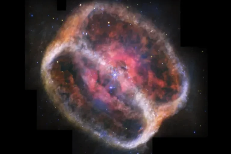 Le télescope spatial James Webb publie l'image la plus précise à ce jour d'une "étoile morte"