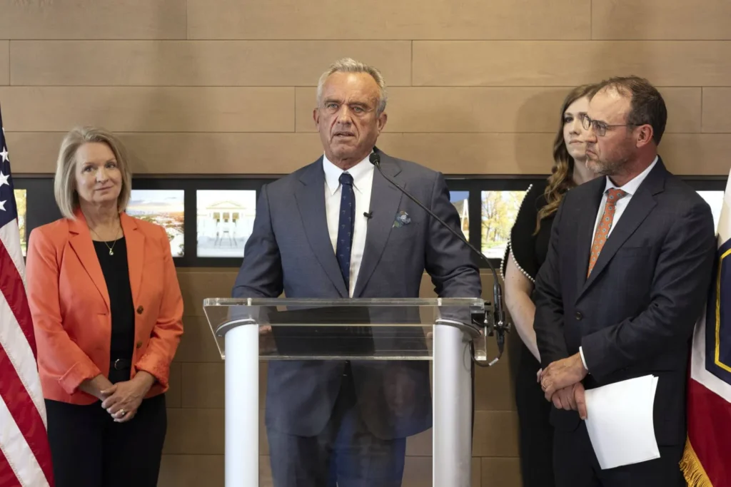 Les autorités sanitaires américaines envisagent de ne plus recommander l’ajout de fluor à l’eau potable Les autorités sanitaires américaines envisagent de ne plus recommander l'ajout de fluor à l'eau potable