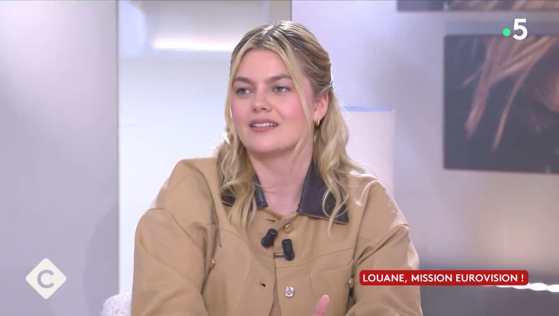 Eurovision 2025 - Louane sur ses adversaires: "On s’est promis de ne pas se faire de coups bas. Mais il peut y en avoir !"