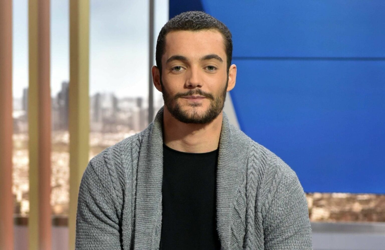 Louis Sarkozy lance son podcast politique avec Bruno Retailleau et veut "parler à toutes les radicalités"