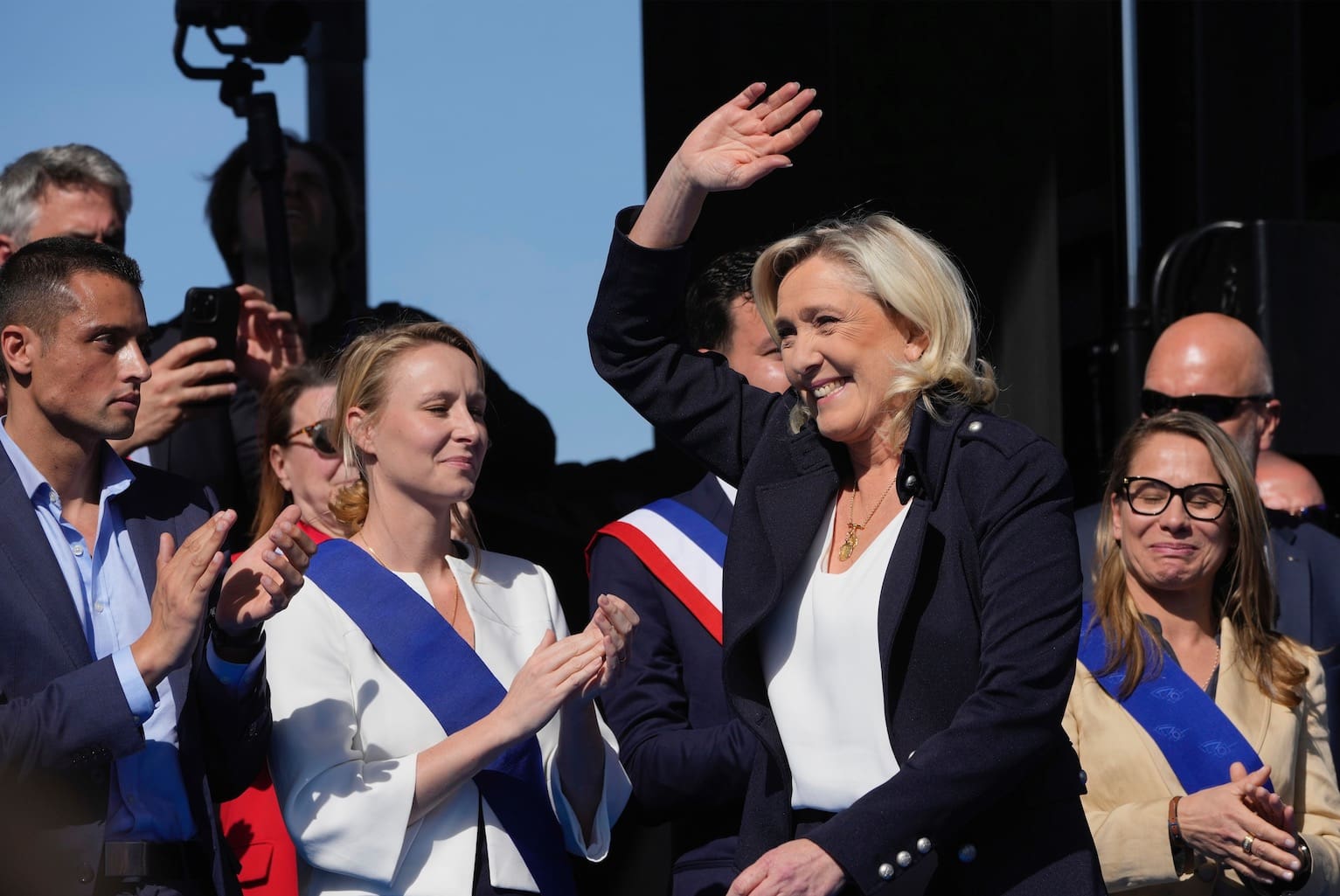 La CGT, SOS Racisme et la Ligue des droits de l'homme appellent à manifester contre le RN 'partout en France' ce samedi