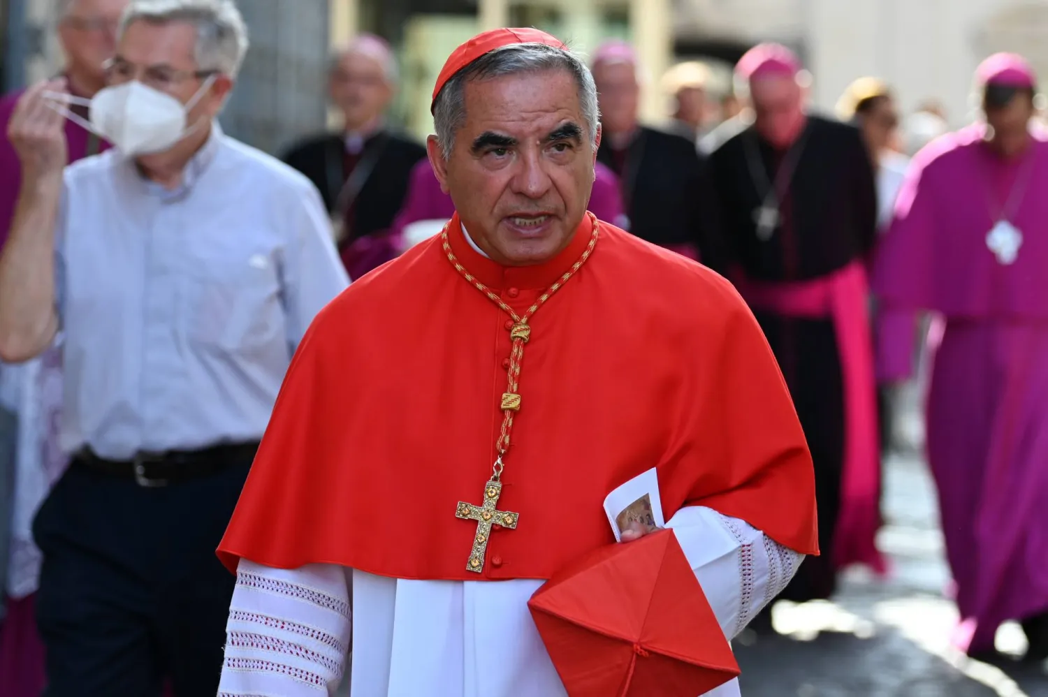 Retrait d'un cardinal italien condamné de la participation à l’élection du prochain pape