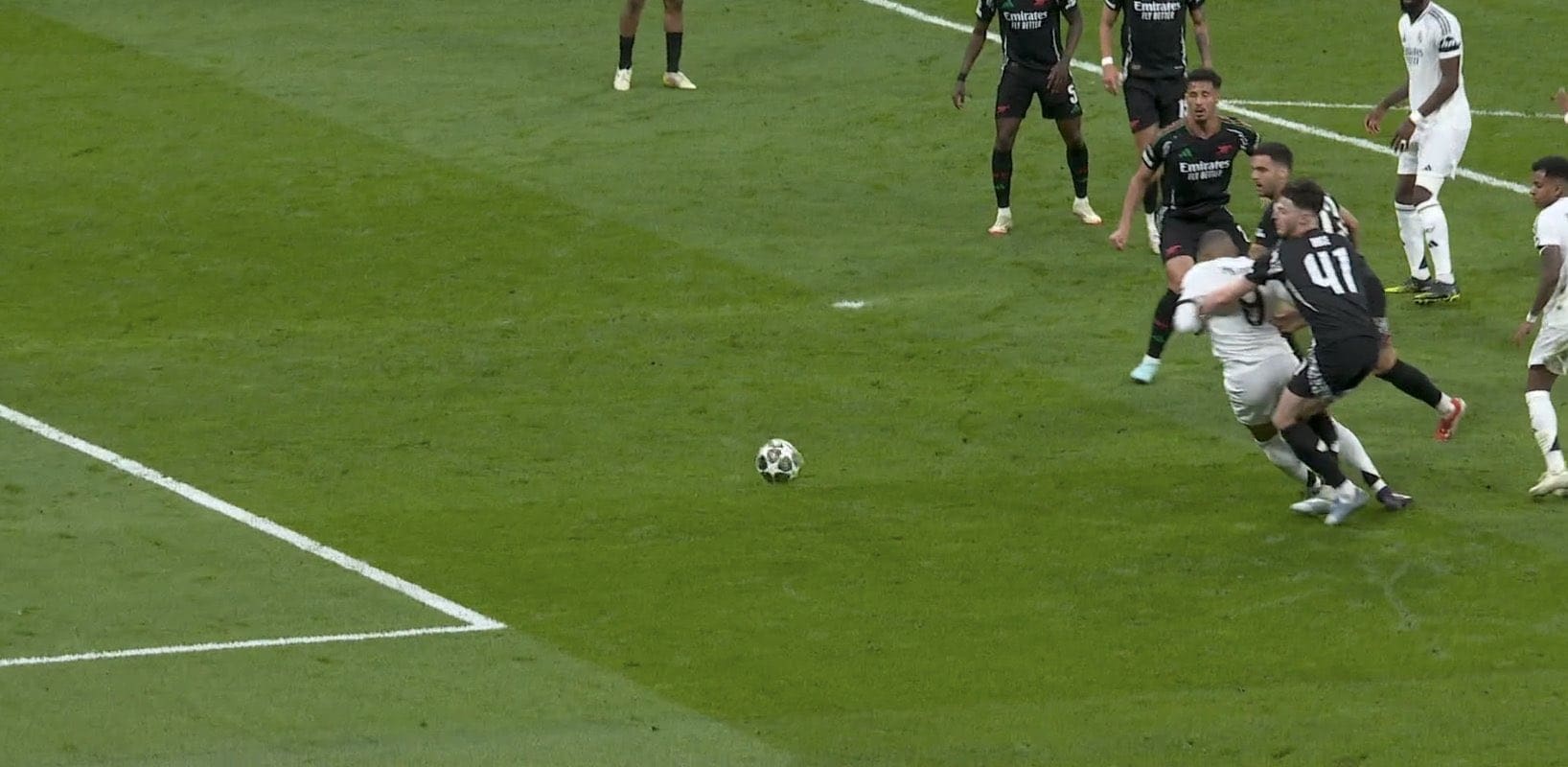 — Real Madrid 1-2 Arsenal — Real Madrid 1-2 Arsenal