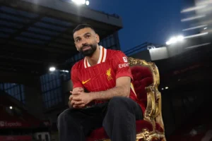 Salah extends contract Liverpool