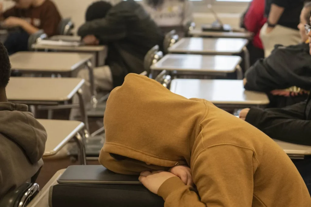 Trois choses qui nuisent à la santé du cerveau chez les jeunes