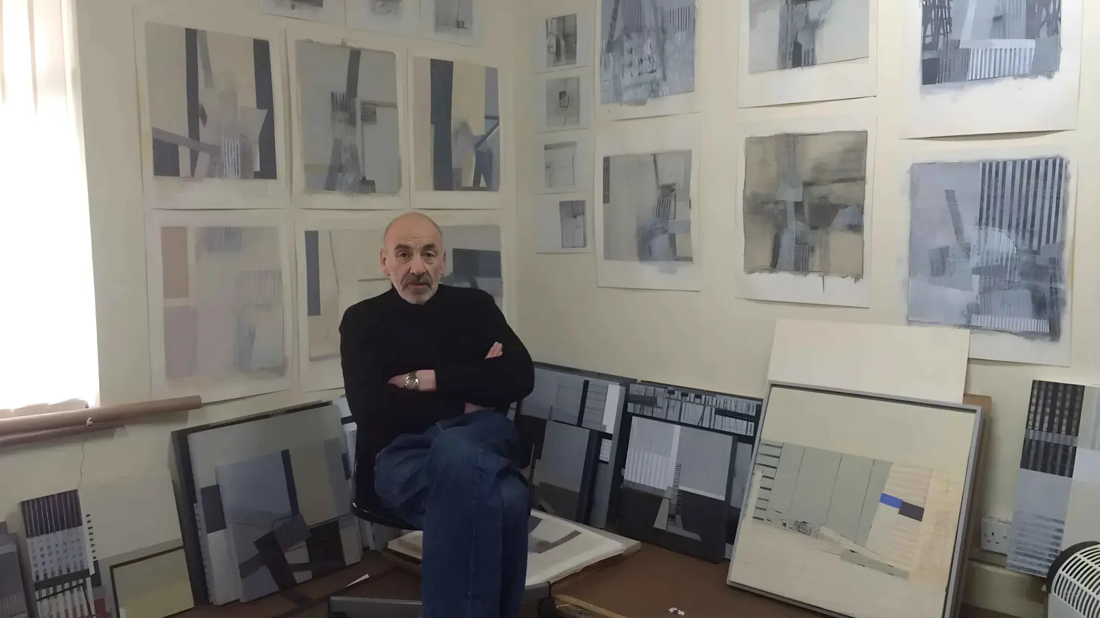 Un pinceau contre Alzheimer un artiste qui a oublié le monde, mais se souvient de la peinture