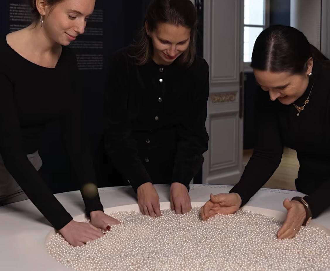 Une exposition consacre Paris comme capitale mondiale de la perle