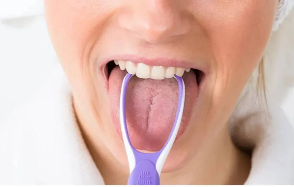 Une habitude étrange dans la bouche pourrait entraîner des risques pour la santé cardiaque