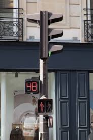 Des secondes comptées pour traverser : Paris teste le feu piéton nouvelle génération